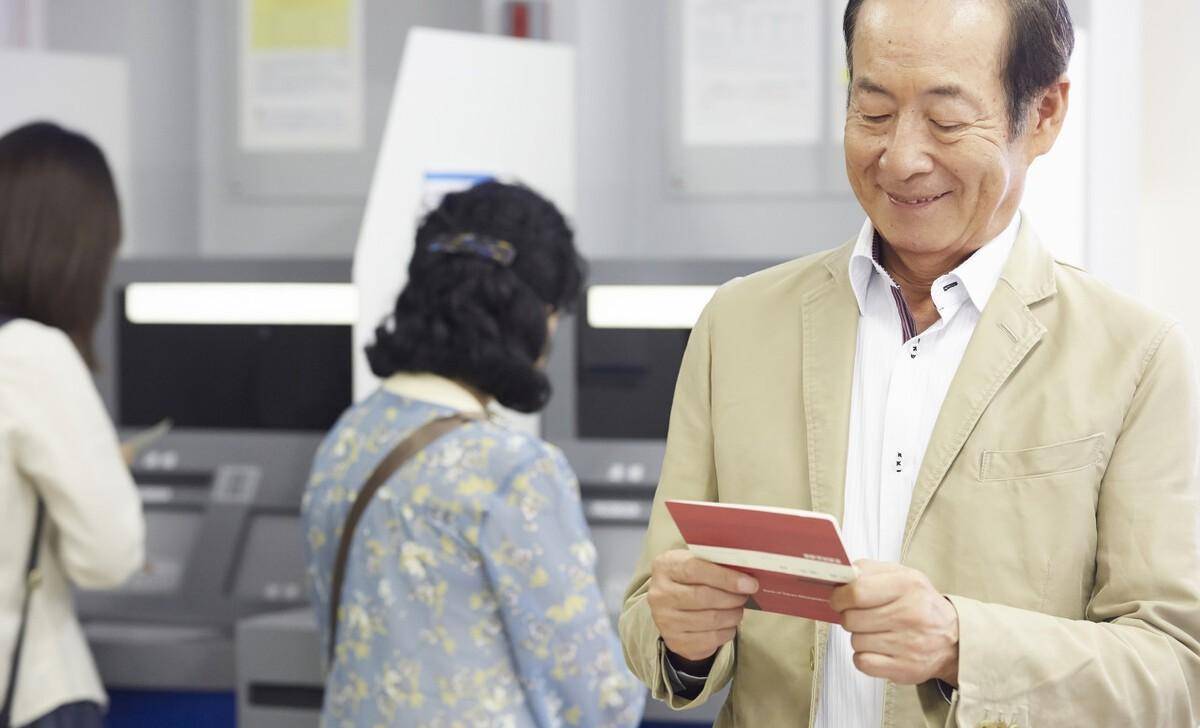 正版皇冠信用网出租_儿女结婚老人出多少钱合适正版皇冠信用网出租,少了会被埋怨吗