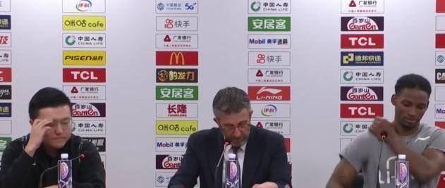 皇冠信用登2代理_新疆迎2连胜!首钢代理教练称王骁辉受伤了皇冠信用登2代理,阿的江:中午没吃饭