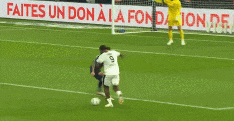 皇冠信用网登2登3_剑南春｜巴黎2-3尼斯皇冠信用网登2登3，姆巴佩双响难救主，登贝莱失单刀