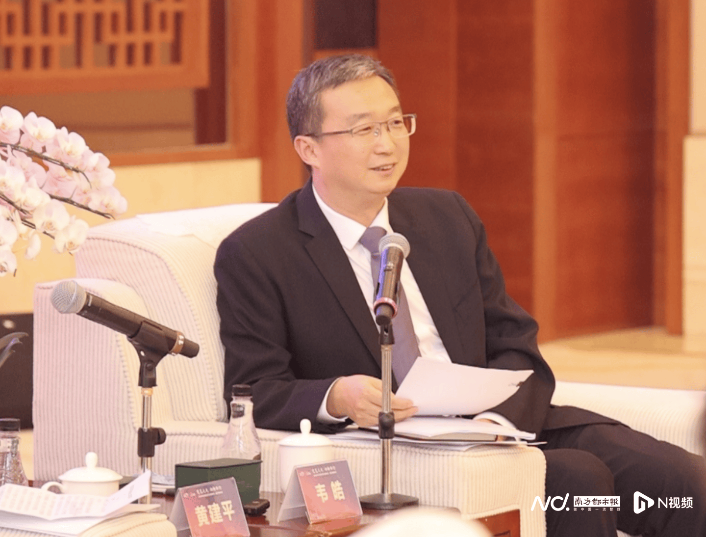 皇冠信用盘结算日是哪天_东莞市委书记韦皓:将旗帜鲜明地支持民营经济发展