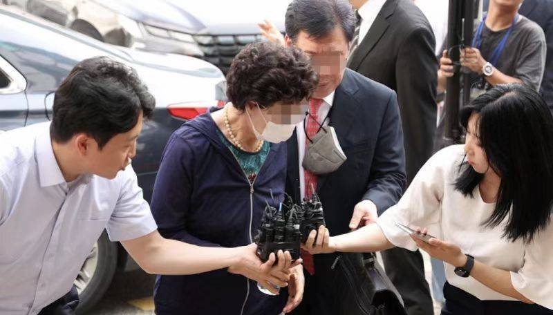体育皇冠信用网站_面临被弹劾的尹锡悦:妻子岳母频曝贪腐丑闻体育皇冠信用网站,在野党步步紧逼