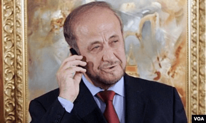 皇冠信用网在线注册_英媒报道阿萨德夫妇“奢华生活”:坐拥20套豪宅、穿5万元水晶鞋