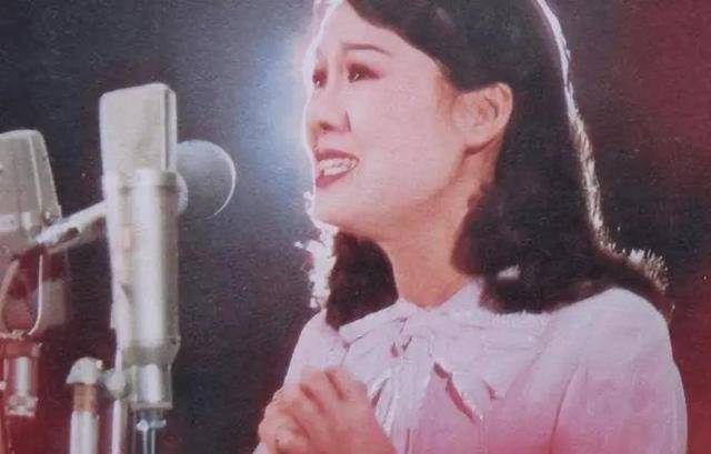 皇冠信用网登2代理_原来早已退出中国籍?被老外“玩腻就丢掉”的郑绪岚皇冠信用网登2代理,却回国捞金