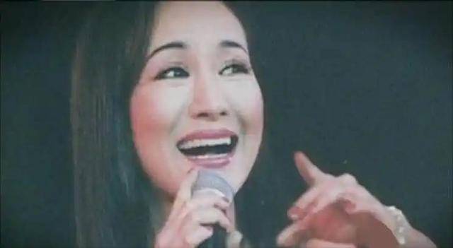 皇冠信用网登2代理_原来早已退出中国籍?被老外“玩腻就丢掉”的郑绪岚皇冠信用网登2代理,却回国捞金