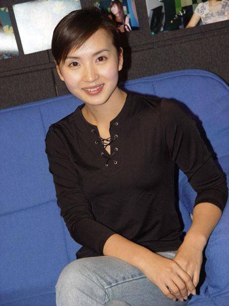 信用盘怎么开户_45岁陈好现身北京信用盘怎么开户,衣着邋遢三角区显眼,网友:怎么老成这样了