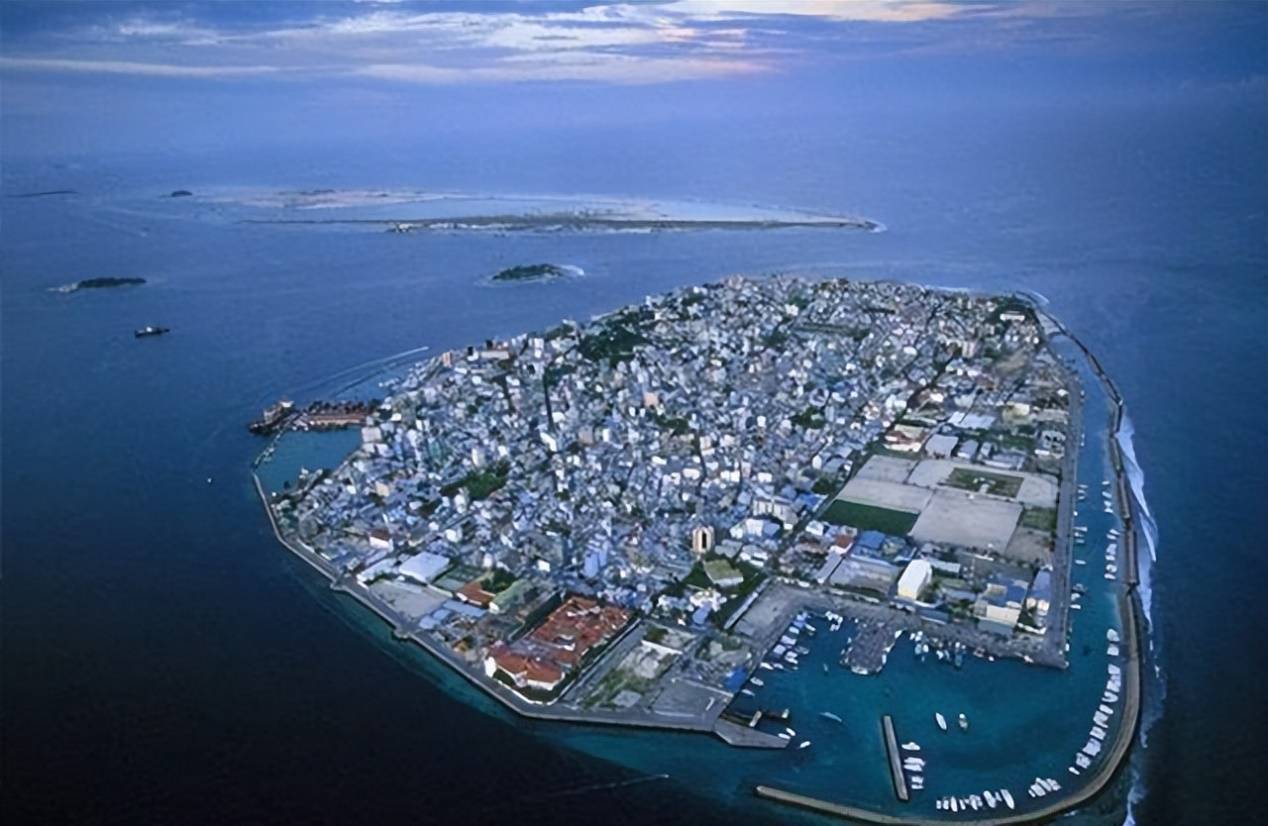 皇冠信用網代理申请
_华裔总统上台就和中国“断交”皇冠信用網代理申请
,面临亡国危机,希望中国伸出援手?
