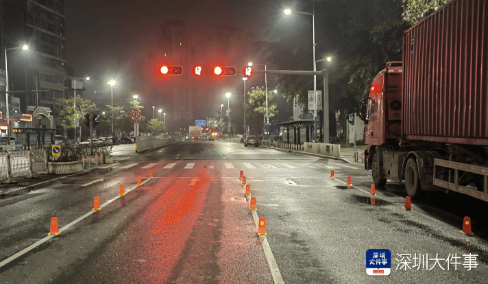 皇冠信用網会员开户申请
_出行神器还是干扰交通皇冠信用網会员开户申请
?深圳马路上竖起“小锥锥”引争议