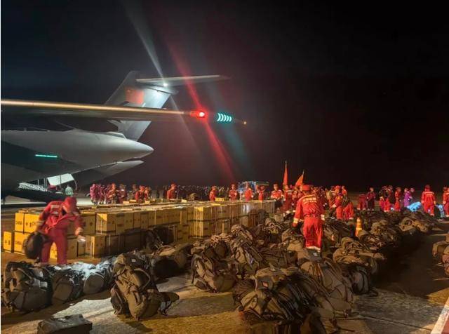 如何代理皇冠信用
_2架运20落地如何代理皇冠信用
,14颗卫星变轨,中方援缅一幕,让美意识到情况不妙