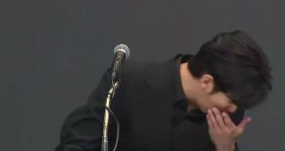 皇冠信用网出租足球
_金秀贤为何在记者会上多次喝水皇冠信用网出租足球
,网友请DeepSeek解读