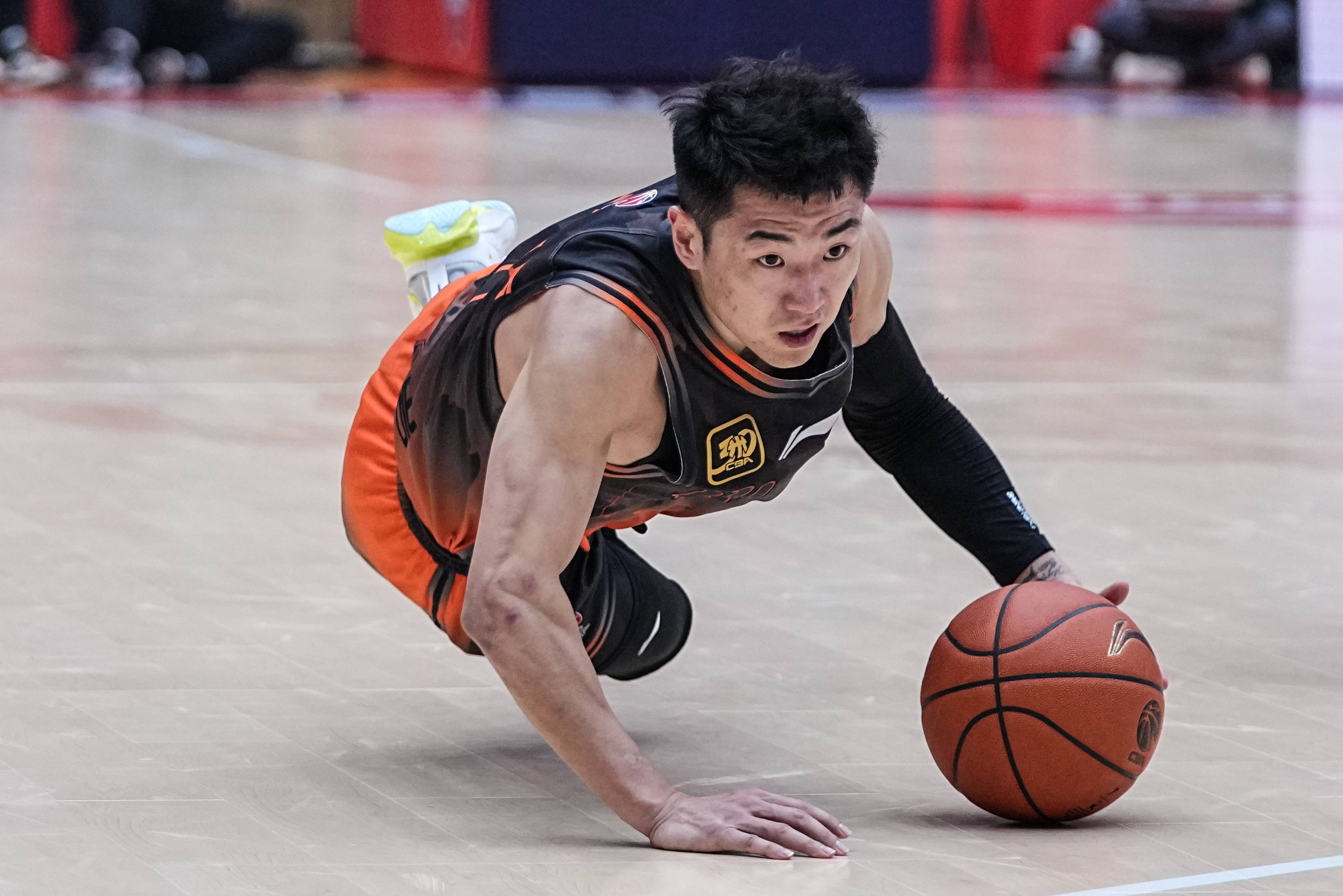 布鲁克林篮网 v 明尼苏达森林狼_12进8前瞻:粤沪大战吸引眼球 新疆山东浙江遇挑战