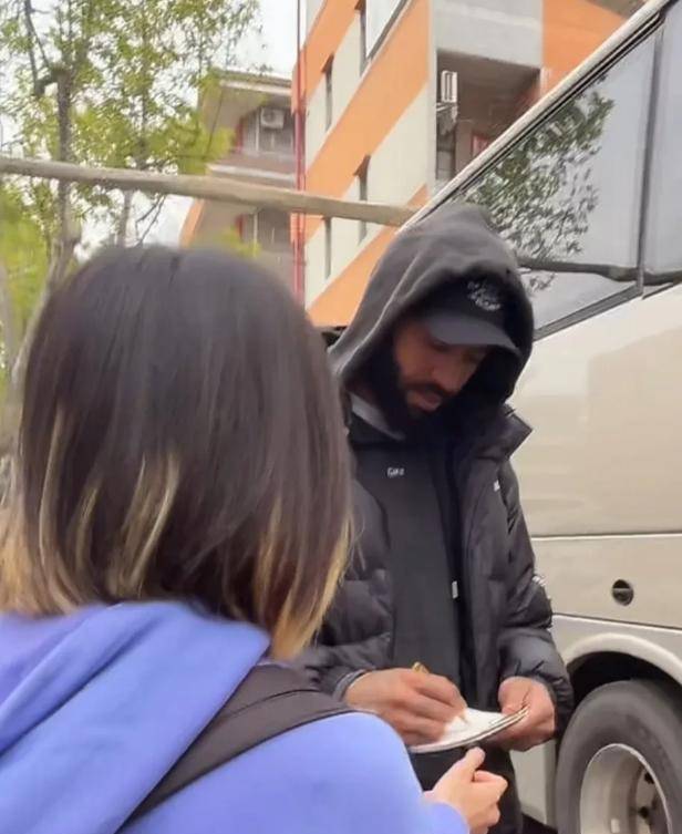 印第安纳步行者 v 萨克拉门托国王_杜锋带13人出征上海!4外援+23兄弟印第安纳步行者 v 萨克拉门托国王,贝贝获重用