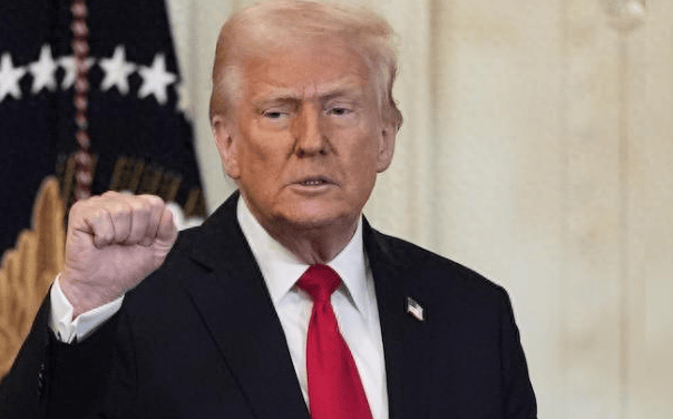 皇冠信用網占成代理
_中国不给台阶下皇冠信用網占成代理
，特朗普紧急签总统令，要求白宫骨干守住国家安全