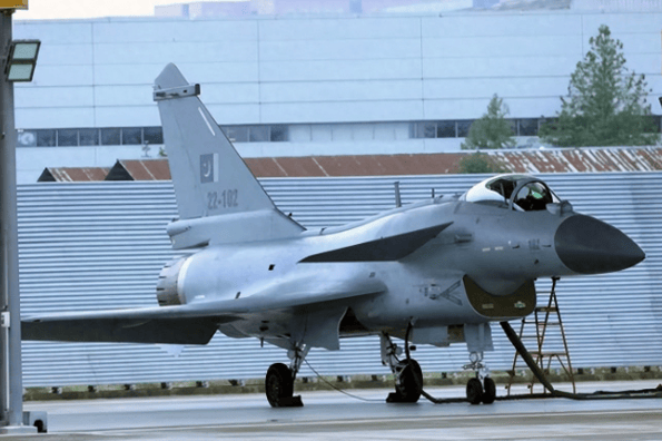 皇冠信用网会员怎么开通
_歼10CE飞行6000公里皇冠信用网会员怎么开通
,埃及却要采购100架韩国战机,背后是谁在搅局?