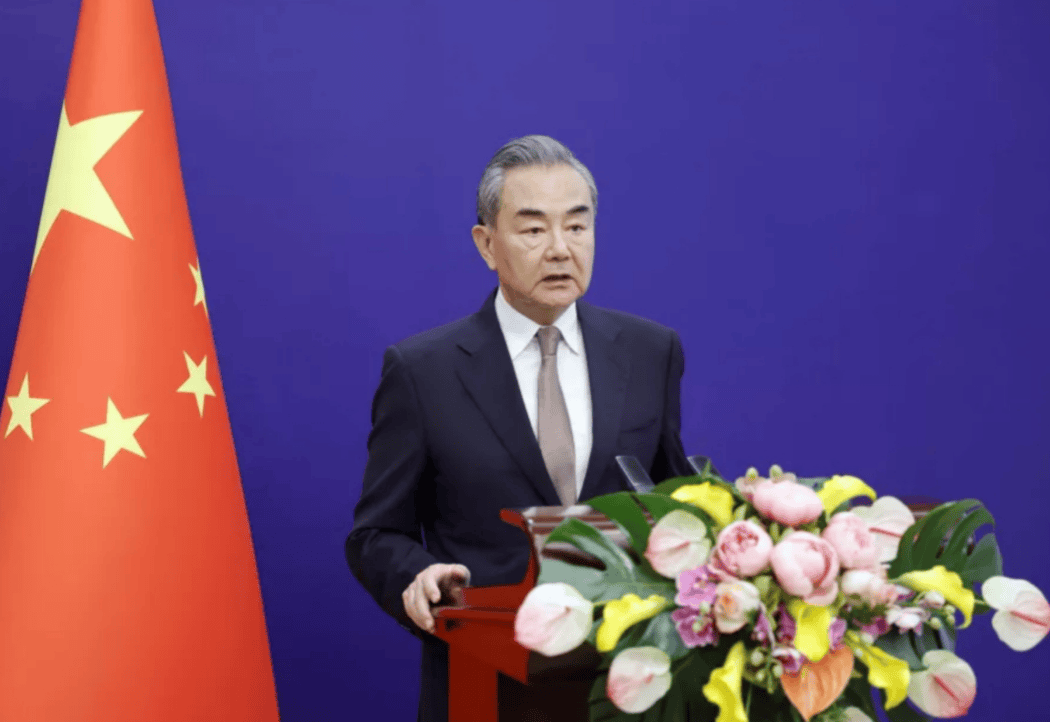 皇冠信用网会员申请
_德国外长敦促中方皇冠信用网会员申请
，对俄乌冲突“负责”，王毅外长8字回应意味深长！