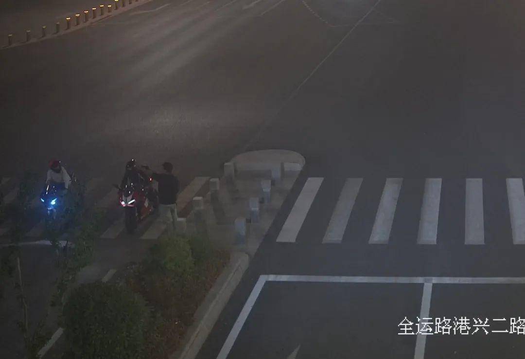 皇冠信用需要押金吗
_西安5·16奥体隧道飙车案告破:4人涉嫌危险驾驶罪皇冠信用需要押金吗
,被采取刑事强制措施