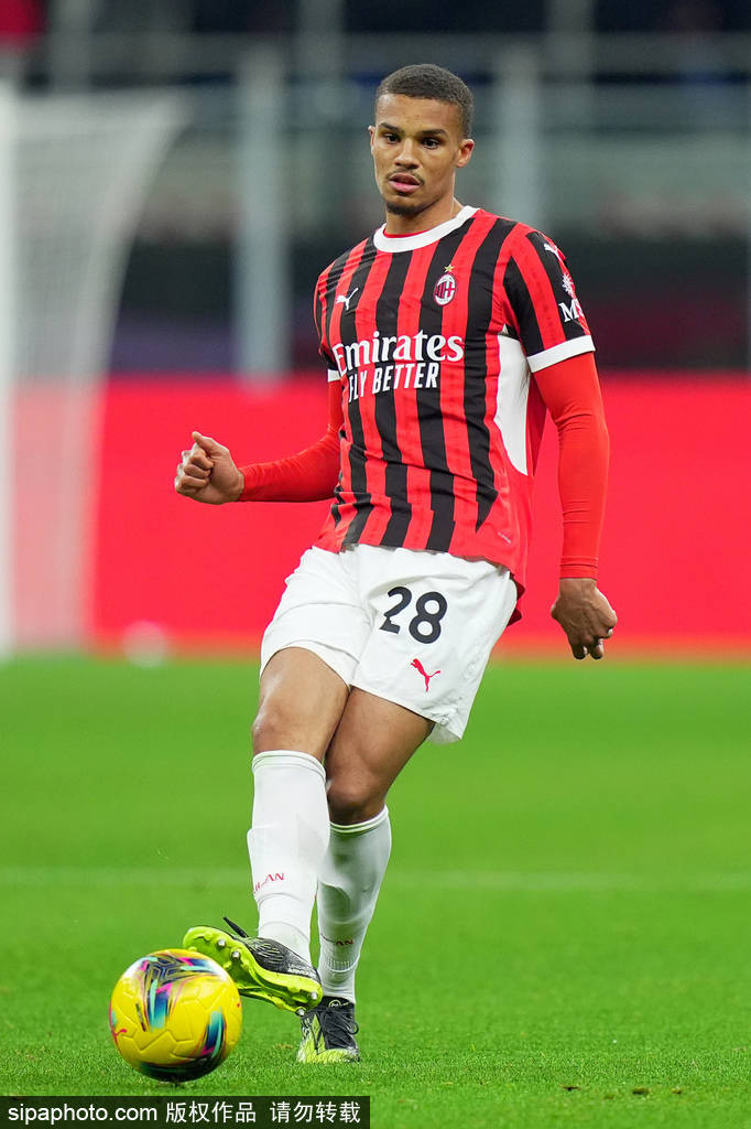 根特vs布鲁日_AC米兰签下拉比奥特的背后：母亲的300万分成与球队未来的战略布局